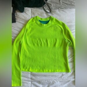 Athleta Women's Green Long Sleeve Top